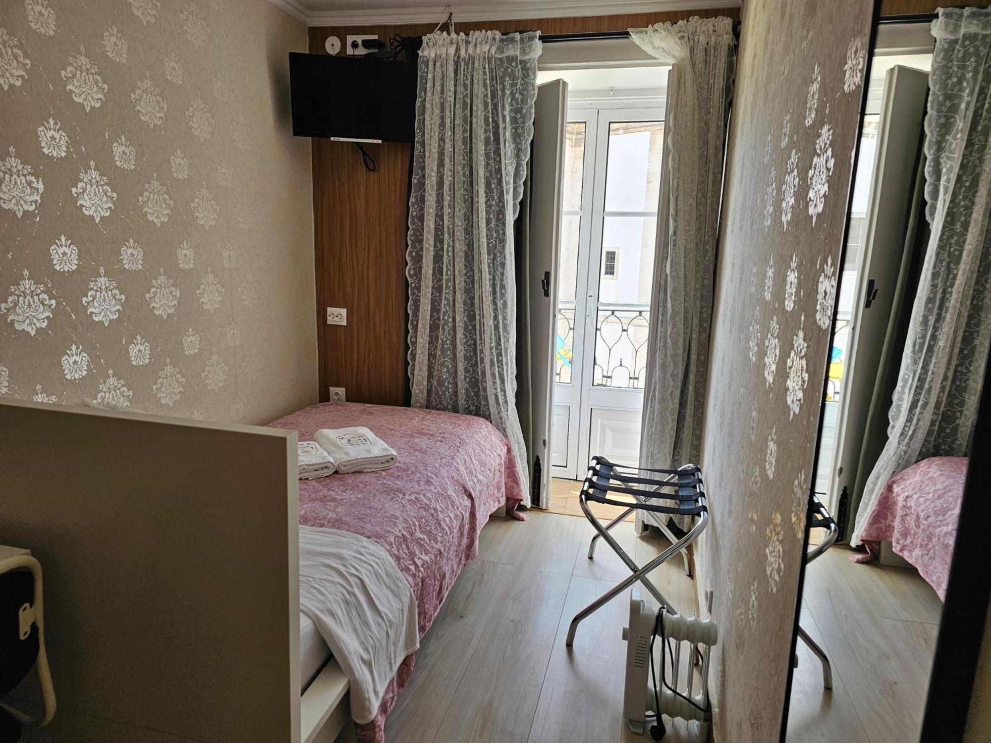 Guest house Charme Da Graca - Lisbon